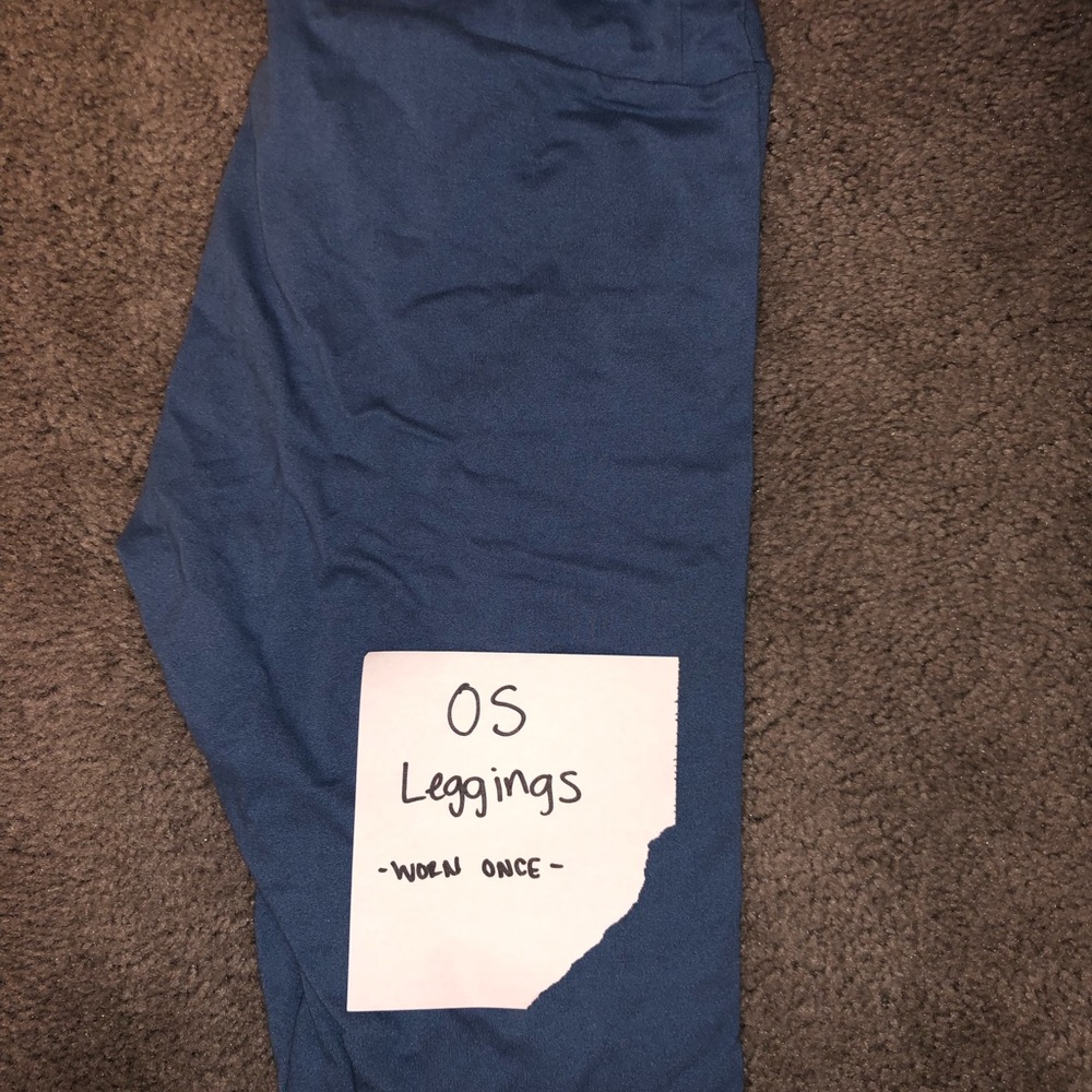 Periwinkle LuLaRoe OS leggings - worn once
